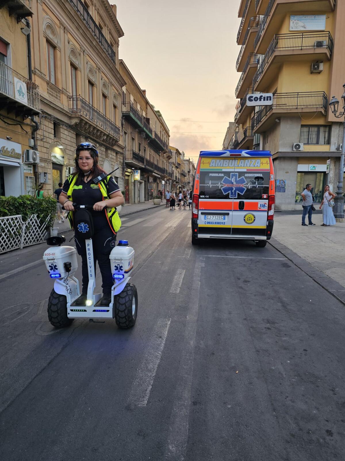 Debuttano le squadre sanitarie a bordo di segway - 