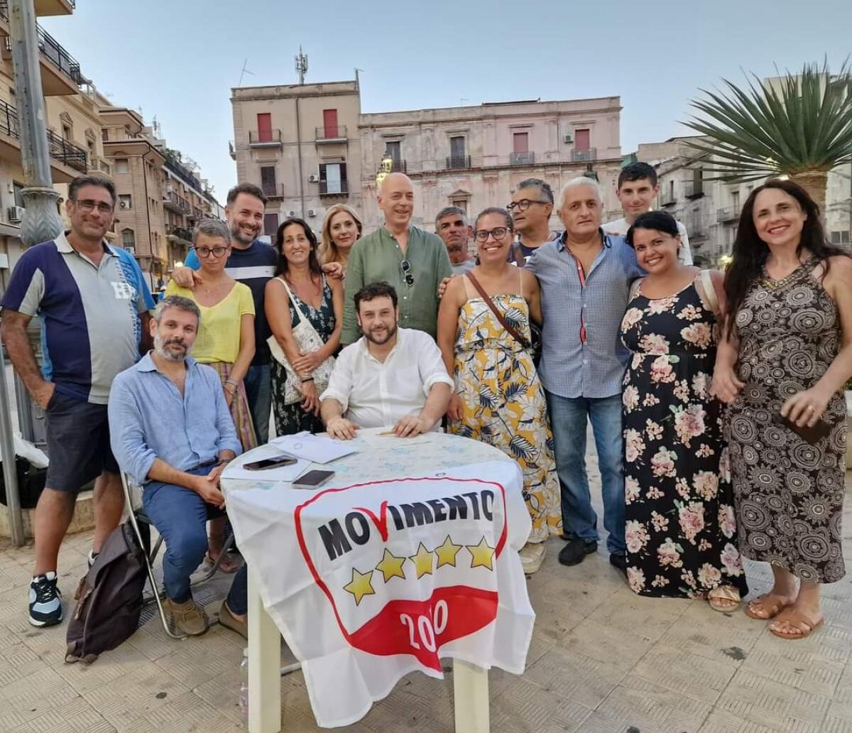 M5s: raccolta firme e test dei primi 40 giorni di “governo Terenziano” -