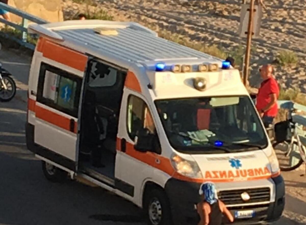 Tenta di salvare amico ma annega. Tragedia a Scoglitti -