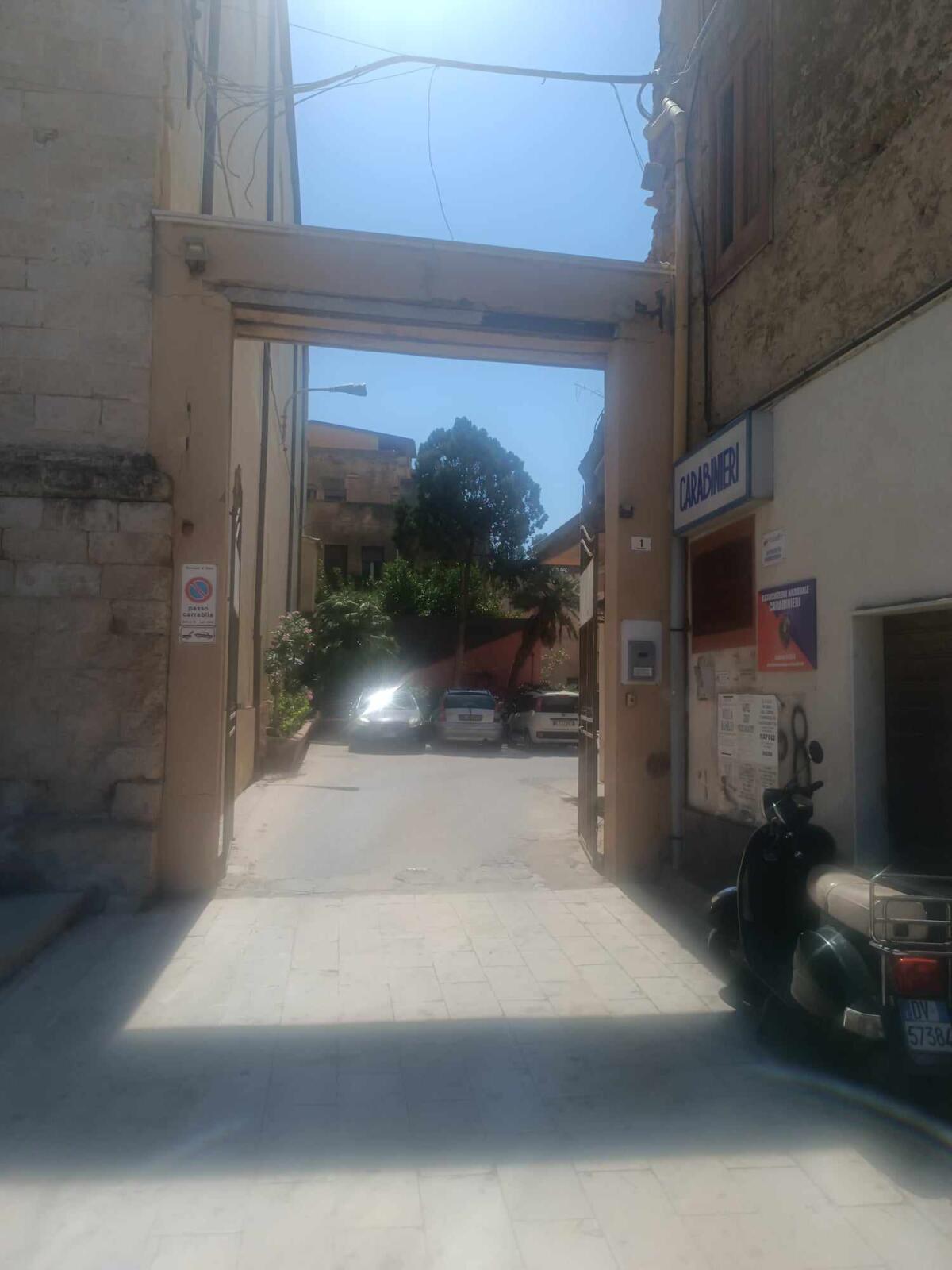 La Camera di commercio in piazza Roma -