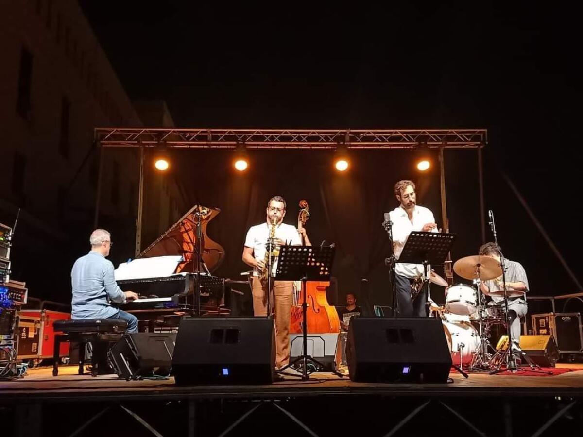 Il sassofonista Cafiso incanta con la sua performance internazionale -
