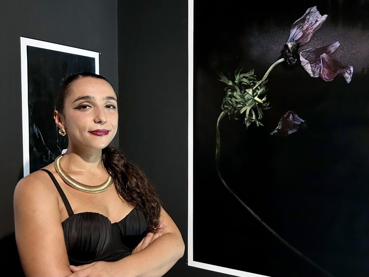 Al Padiglione Off del Civico 111 la mostra “Anatomia di un fiore” di Miriam Alè -