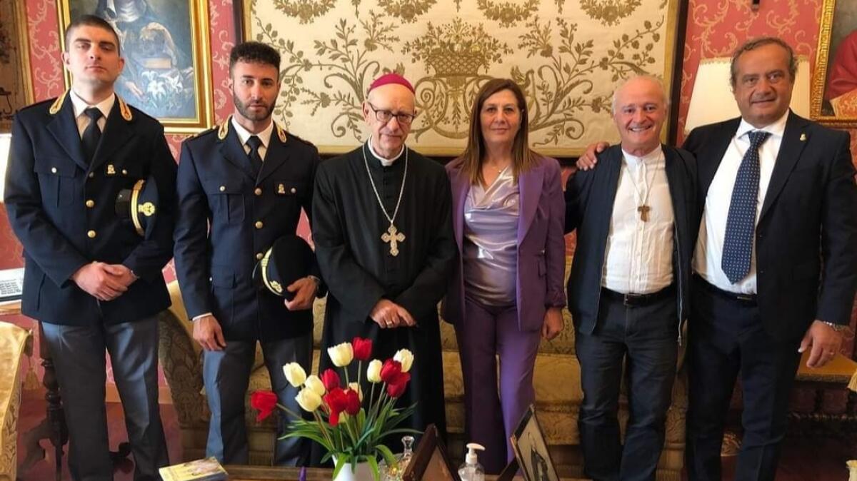 Il Vescovo di Caltanissetta incontra la Polizia -