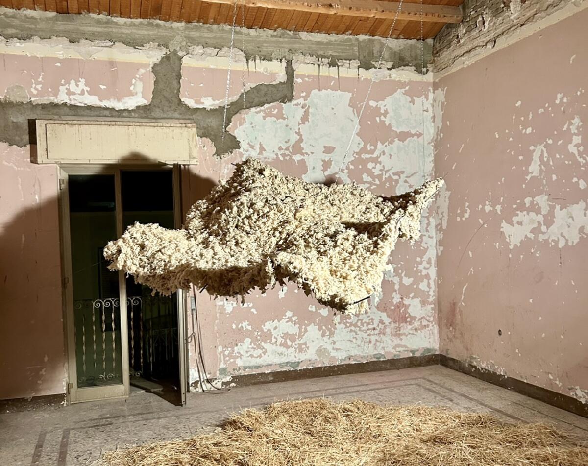 L’installazione artistica “Pecorone” di Campailla al Padiglione Off - Screenshot