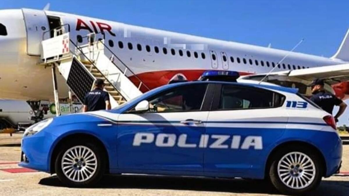 Irregolari in Italia, polizia rimpatria tre clandestini - 