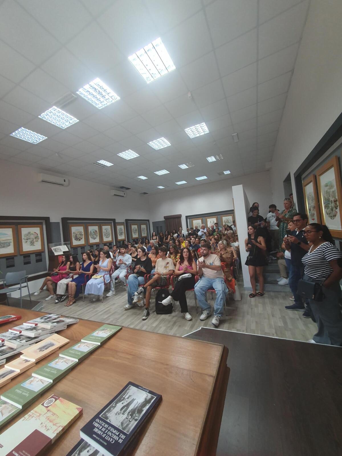 L&#8217;assessore Altamore ha premiato gli studenti eccellenti all&#8217;Esame di Stato 2024 - 