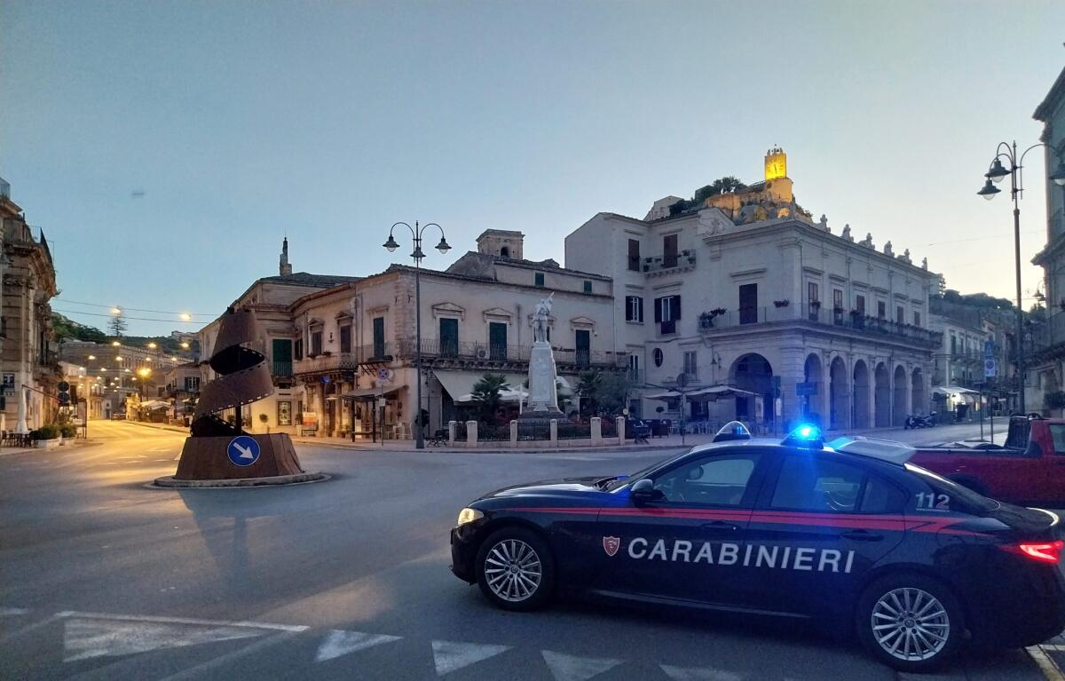 Arresti domiciliari per un ladro -
