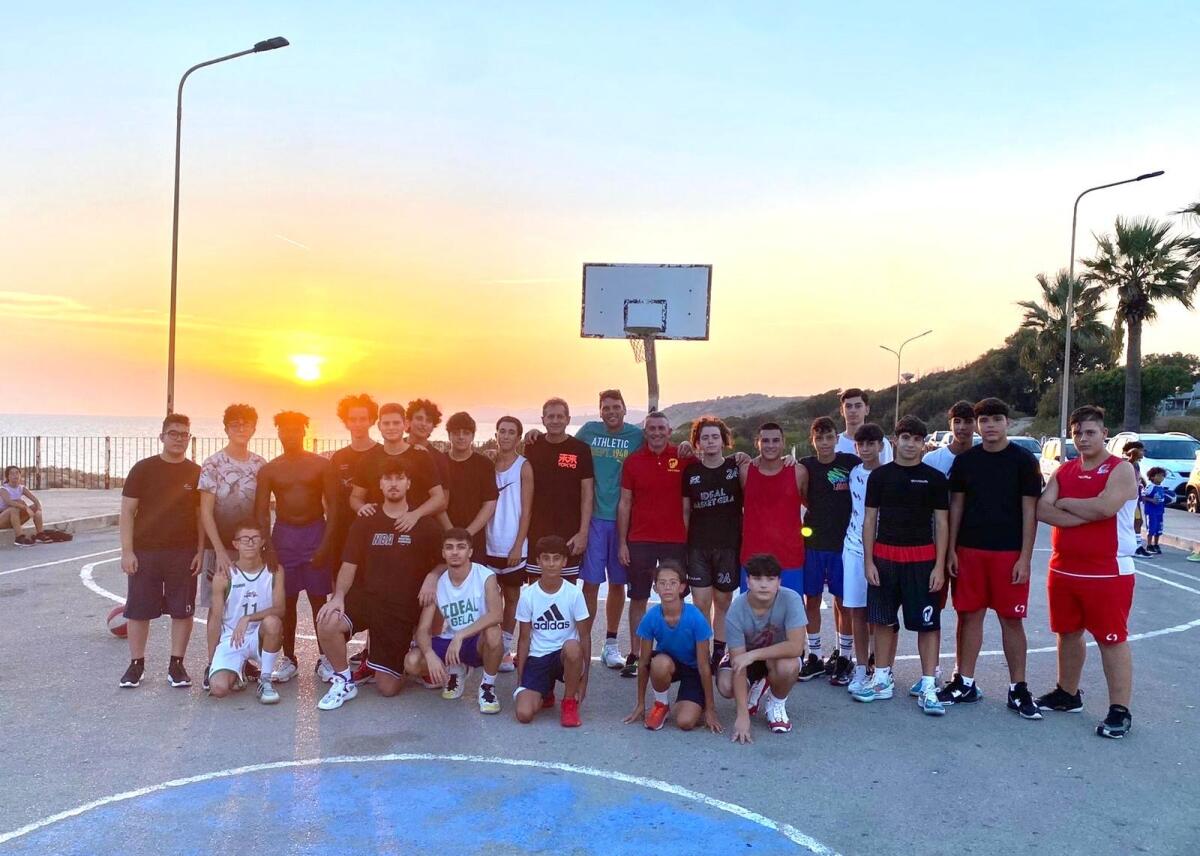 PalaItis e PalaCossiga indisponibili: l’Ideal Gela comincia la stagione dal playground  - 