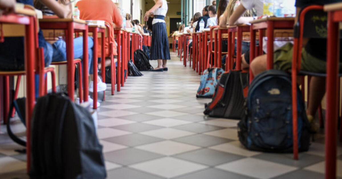 Troppo caldo e aule inadatte: (M5S): “Apertura scuole andava posposta in Sicilia” -