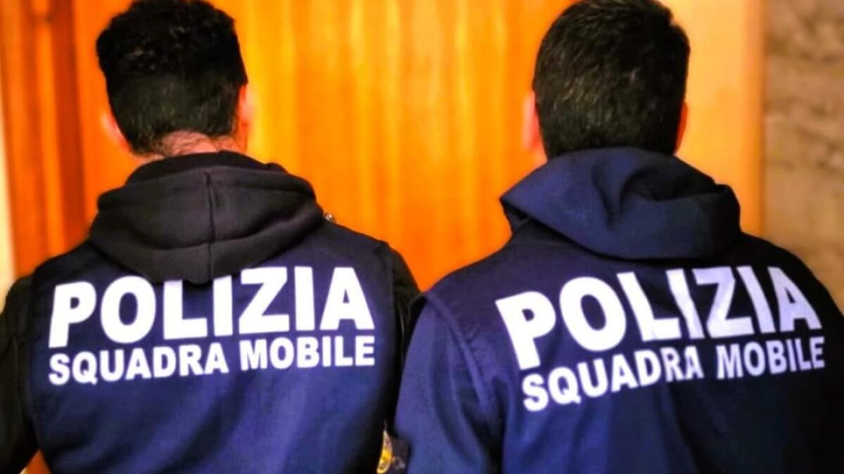 Rapina aggravata, gelese ai domiciliari. Altri due arresti della Squadra Mobile -
