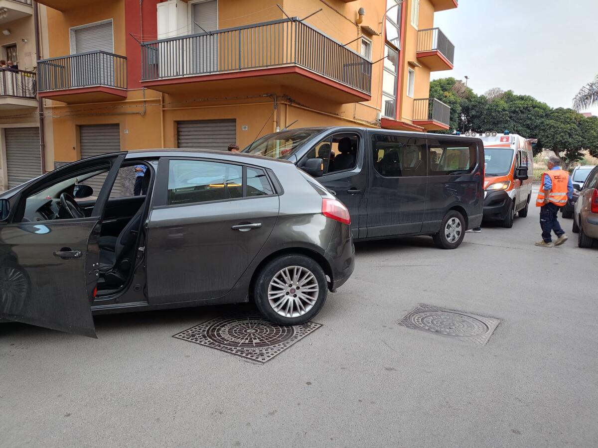 Scontro fra due mezzi in via Marco Polo - 