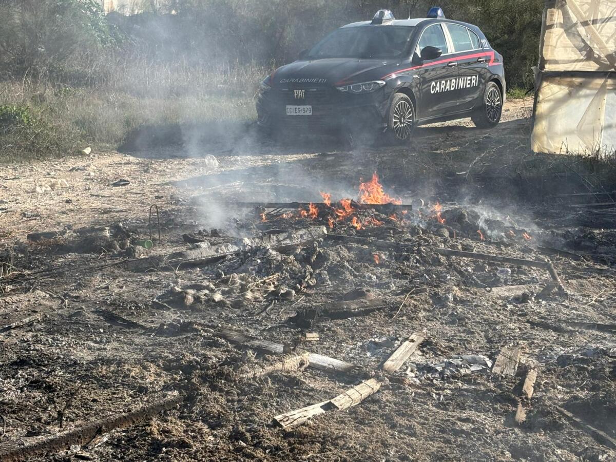 Denunciato un tunisino sorpreso mentre stoccava ed incendiava rifiuti - 