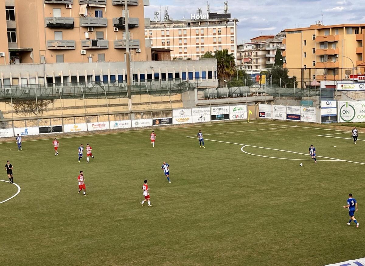La Vigor ripresa dall’ex Carbonaro, è solo 2-2 contro l’AciCatena - 