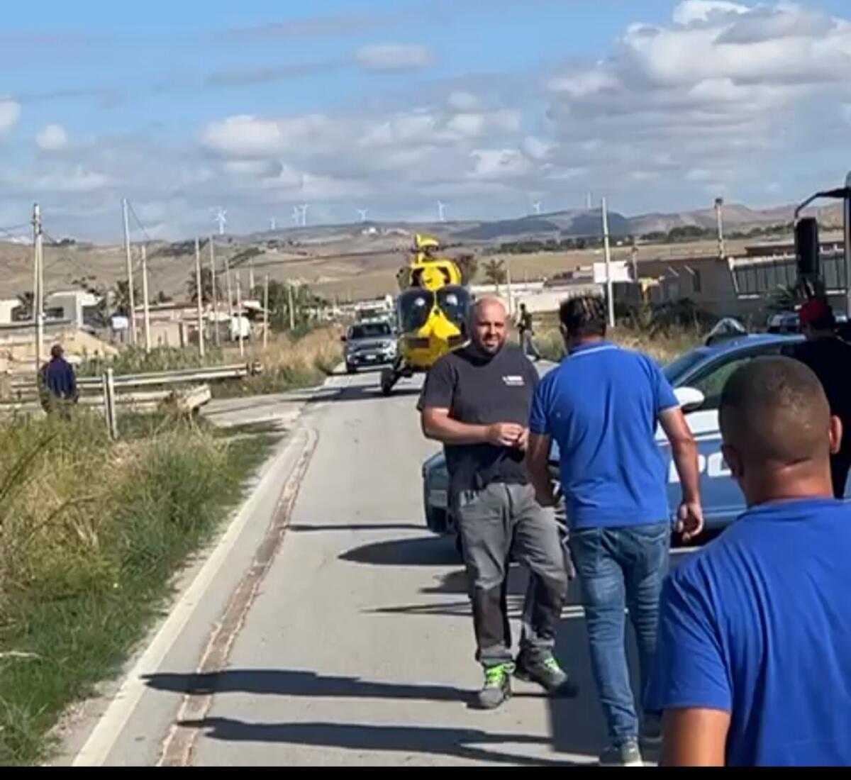 Operaio ferito da un tubo nel cantiere di sostituzione della condotta di San Leo - 