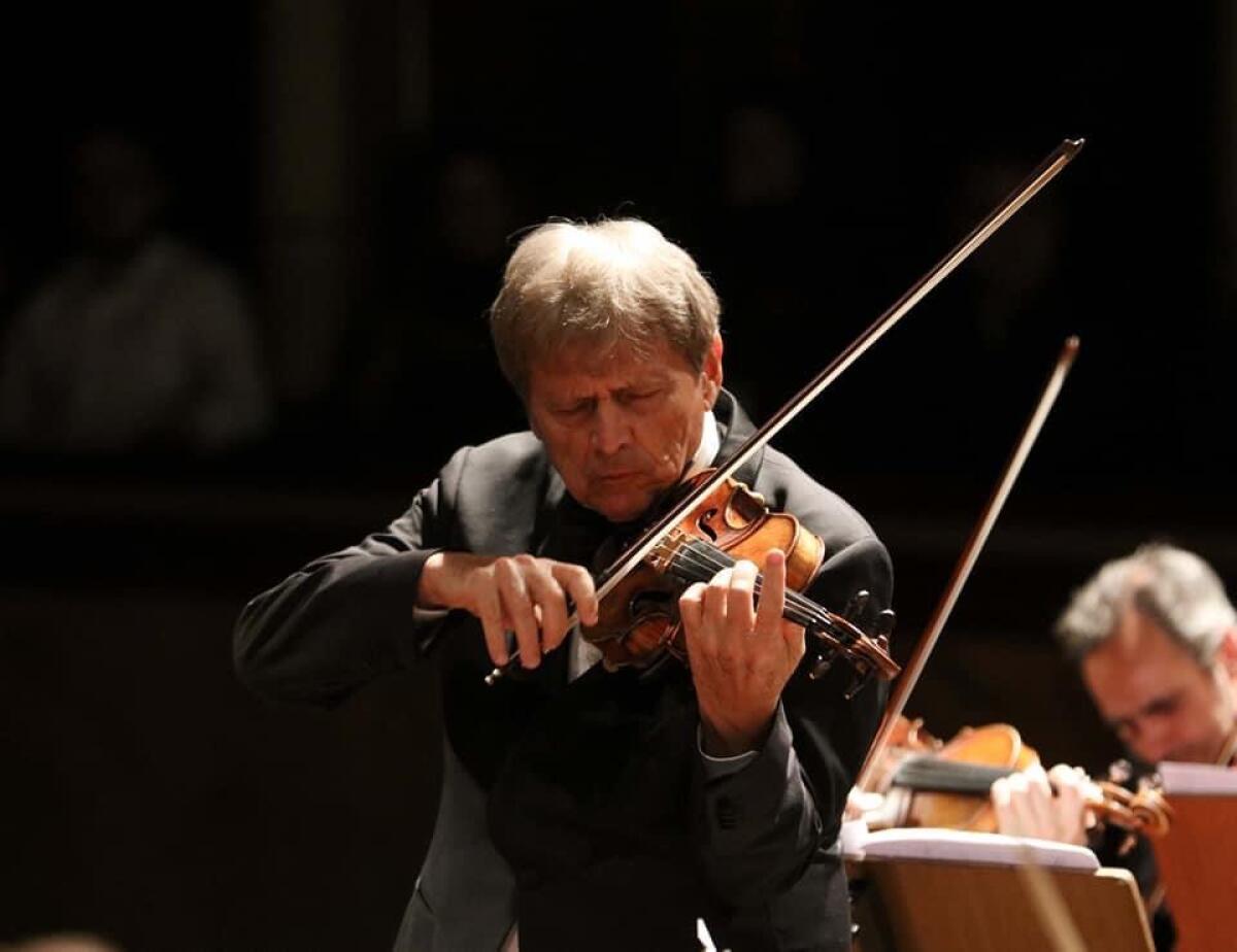 “La musica, bene universale, unisce e condivide bellezza”: le parole del maestro Ughi -