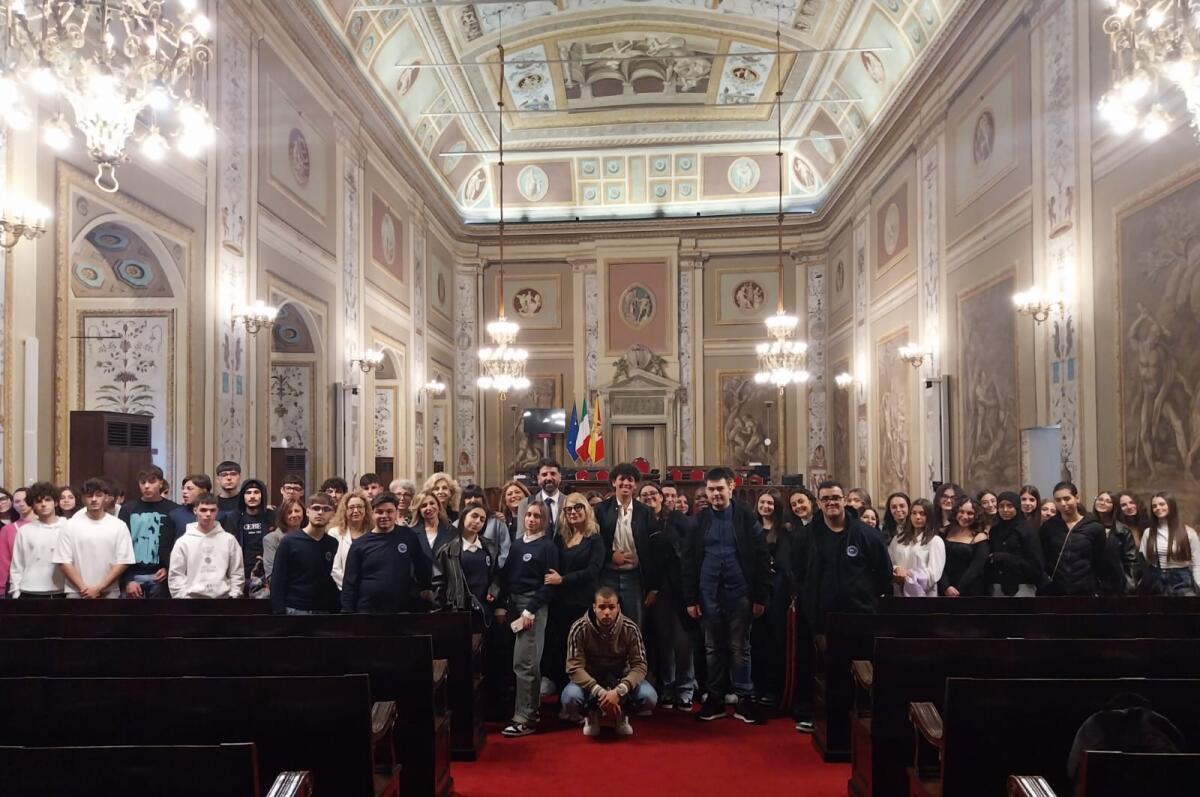 Due scolaresche oggi all’Ars per la presentazione del libro “Domani c’è scuola&#8221; - 