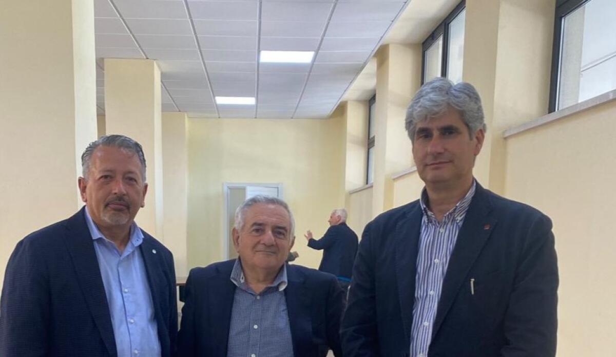 Contro valzer dei rinvii della riforma forestale lunedì una protesta dei sindacati a Palermo - 