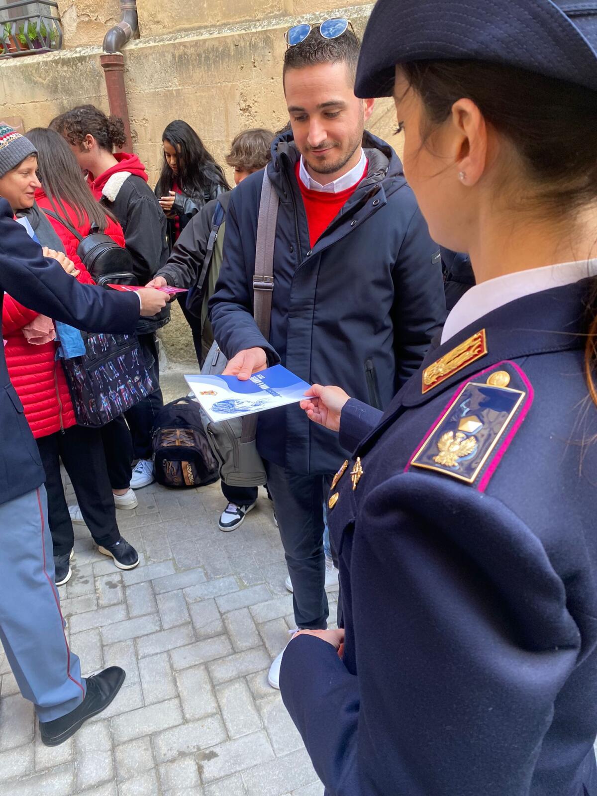 Violenza di genere: continua incessante l’attività di prevenzione della Polizia di Enna. - 