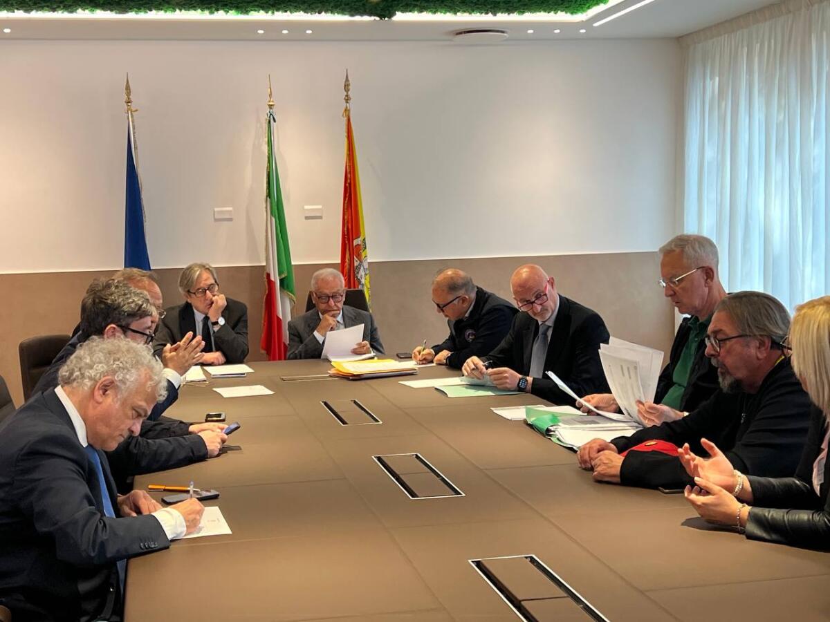 Crisi idrica,incontro del presidente Schifani con le delegazioni di cittadini di Agrigento, Caltanissetta ed Enna -