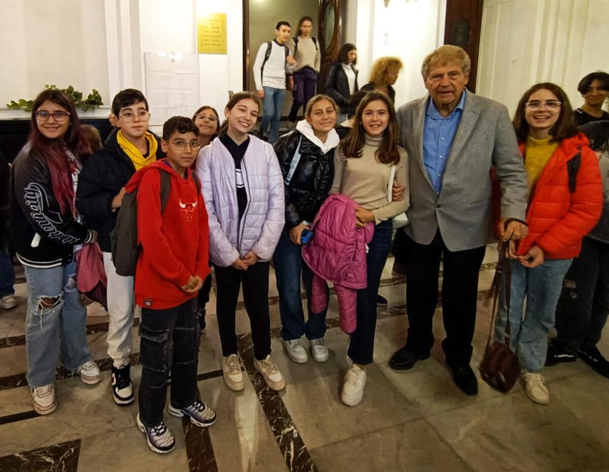 Gli alunni di strumento musicale della Quasimodo incontrano il M° Uto Ughi -