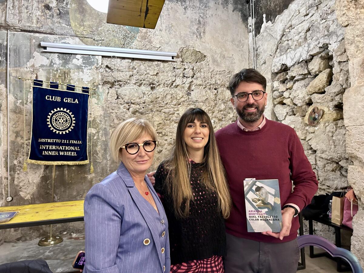 Al Civico 111 tanta gente per la presentazione del nuovo romanzo di Arianna Mortelliti  - 