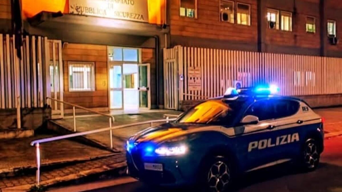 “Contro la violenza sulle donne”, il Commissariato di Gela si illumina di arancione -