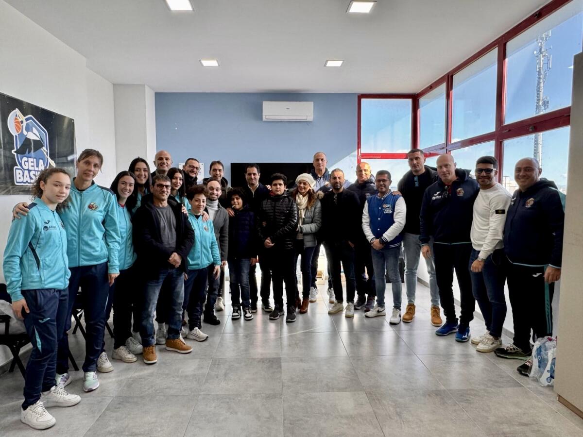 Scambio di auguri e dialogo proficuo tra amministrazione e società sportive - 