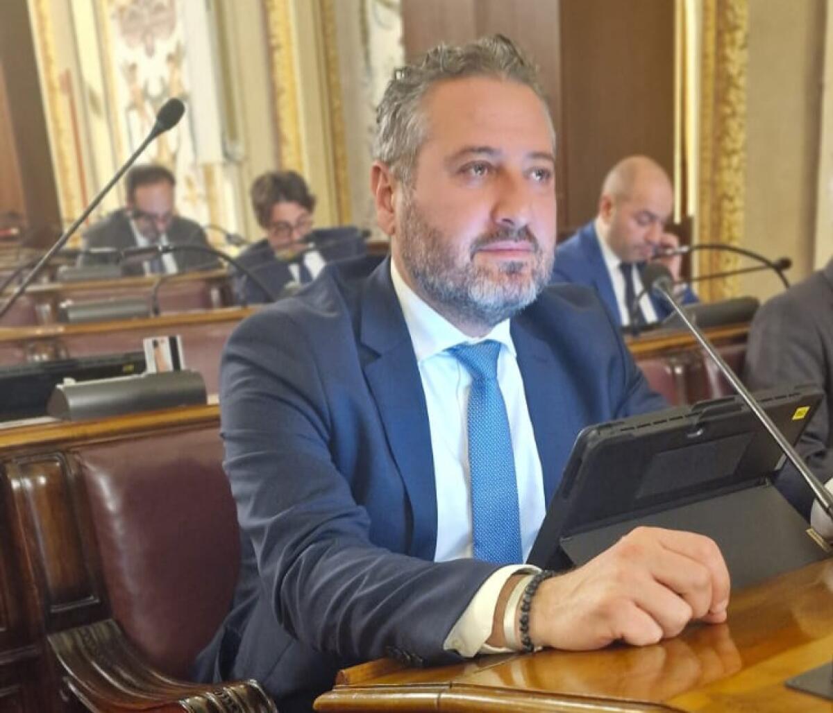 L&#8217;on Scuvera (FdI) soddisfatto:aiuti per Gela con le royalties, fondi per museo del mare e parrucche per malate oncologiche - 
