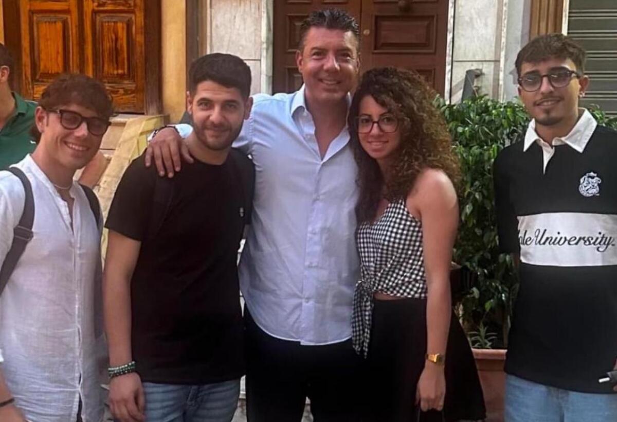 I giovani di PeR:&#8221;il sindaco ossessionato dal nostro leader. E&#8217; lui che illude tutti con proposte populiste&#8221; - 
