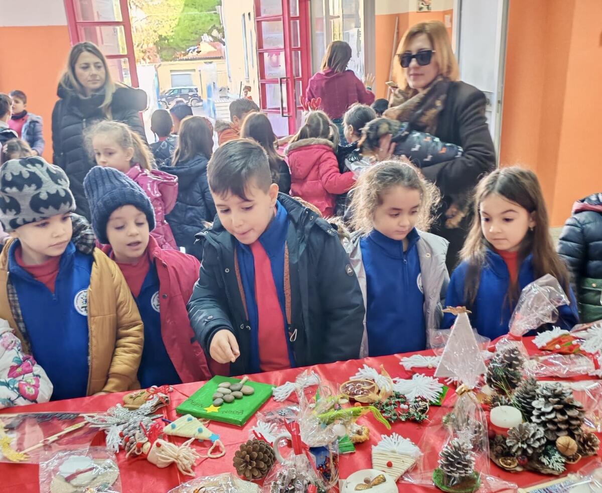 I mercatini di Natale all’insegna del riciclo: prodotti realizzati dai bambini -