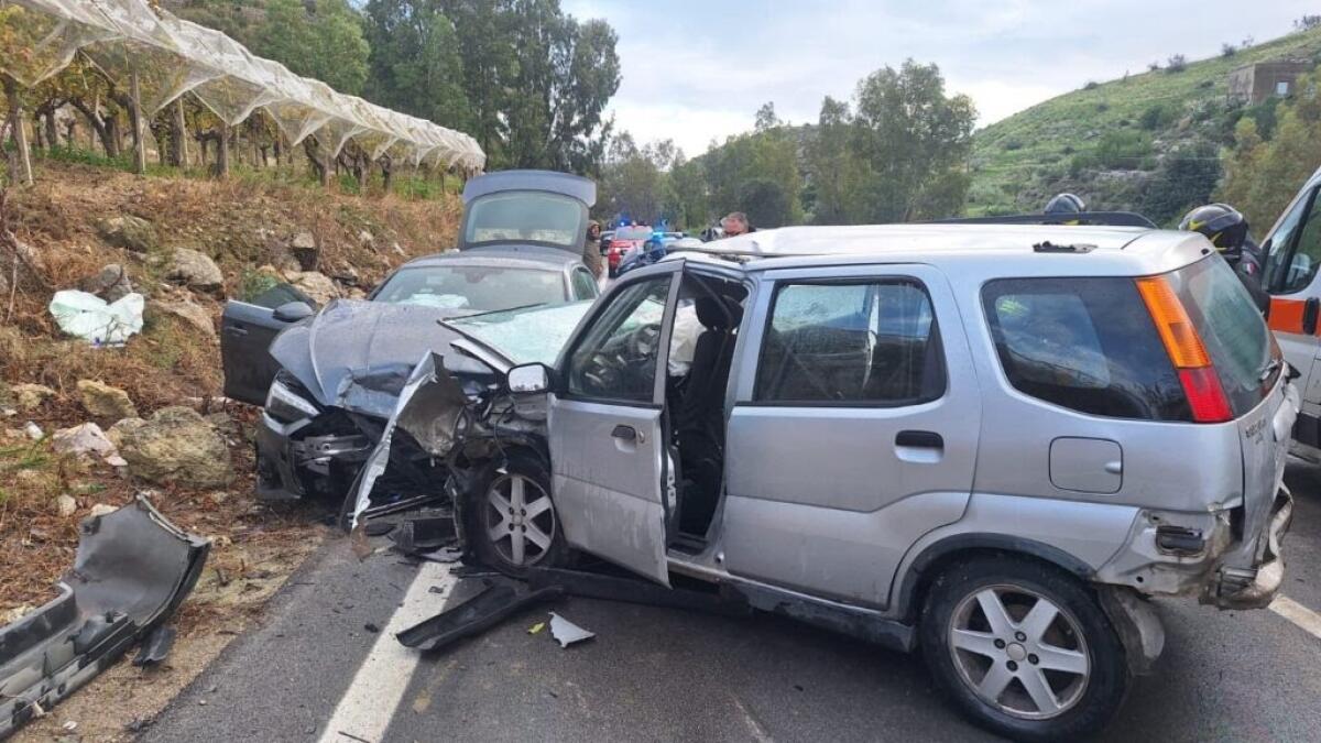 Incidente con 5 feriti nel licatese -