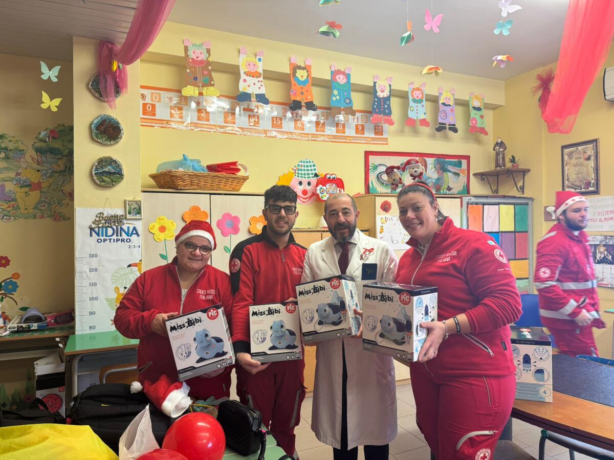 La Croce Rossa fa vista alla Pediatria dell&#8217;Ove - 