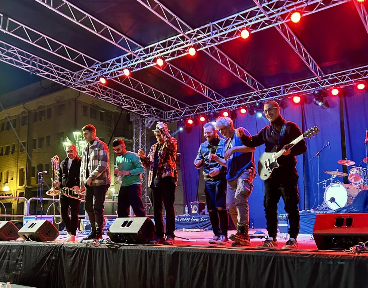 Questa sera in Piazza Umberto I il concerto di Capodanno - 