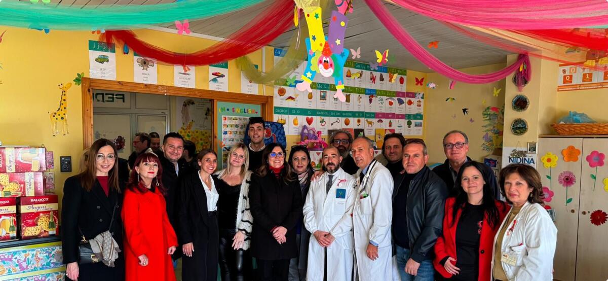Consiglio comunale porta doni ai bimbi ricoverati in pediatria -