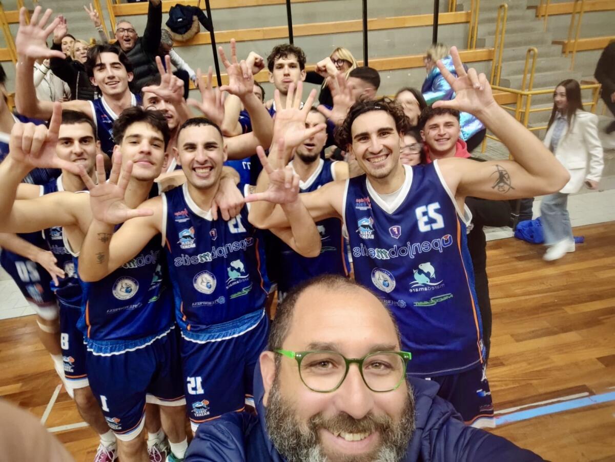 Il Gela basket sfonda &#8220;quota cento&#8221;: contro il Cus Palermo straordinaria vittoria 107-82 - 
