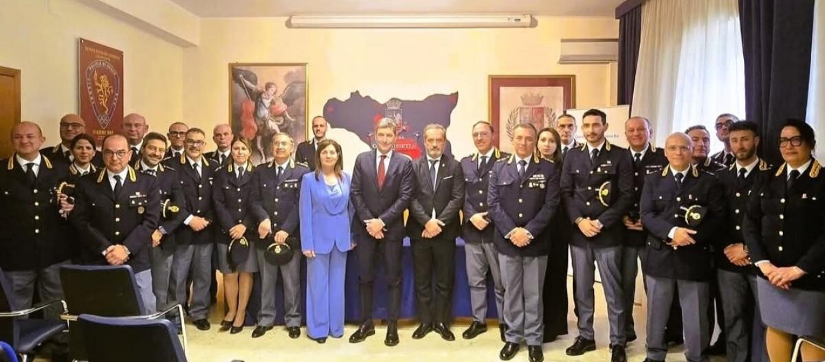Il Capo della Polizia accolto in Questura -