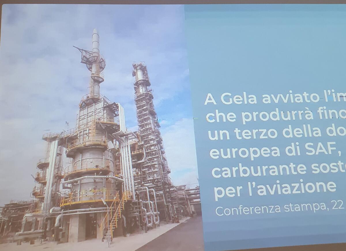 Al via la produzione a Gela di carburante sostenibile per aerei -