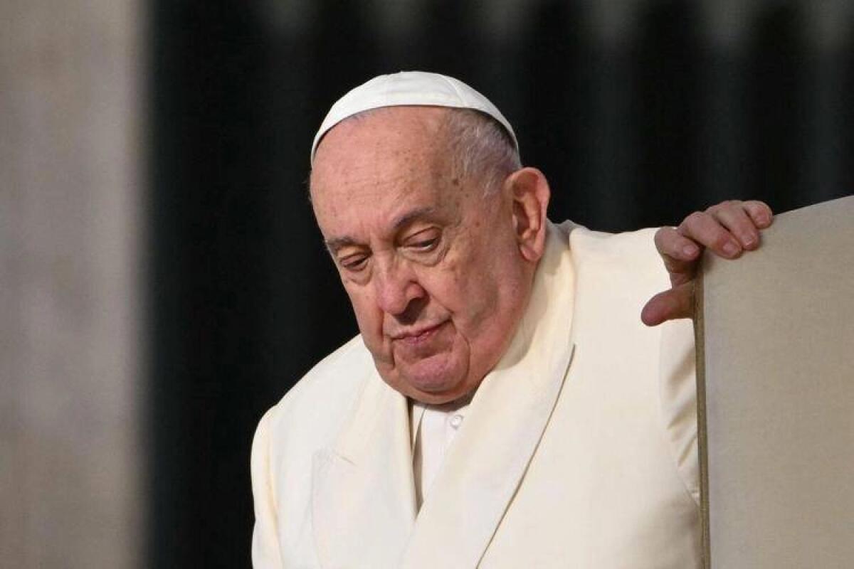 Papa: condizioni critiche ma stabili -