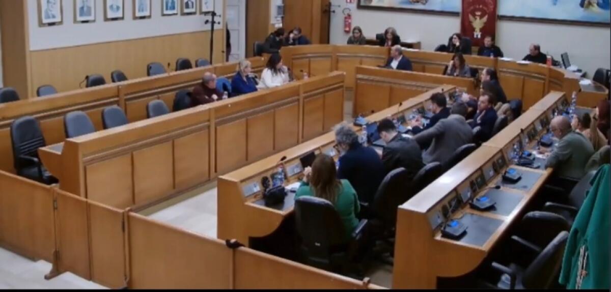 La maggioranza unita approva la tassa di soggiorno - 