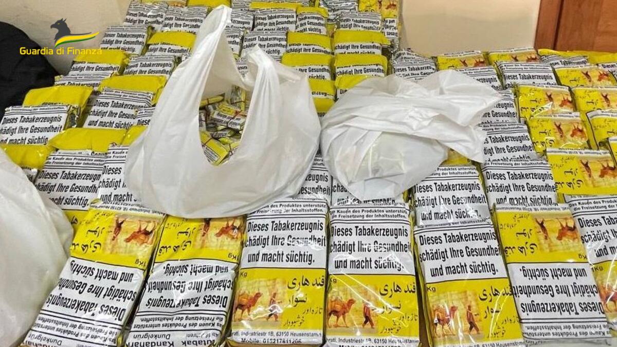 Contrasto al contrabbando, la Finanza sequestra oltre 100 chili di tabacco - 