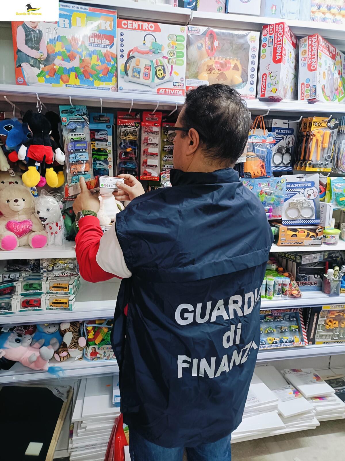 La GdF sequestra 25.162 prodotti non sicuri -
