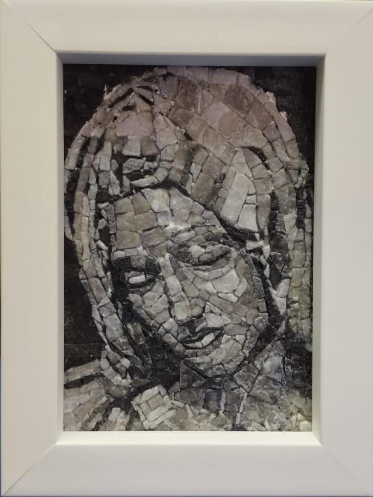 Mosaico della coop “Pietrangolare” di Chiaramonte Gulfi per il Papa - 