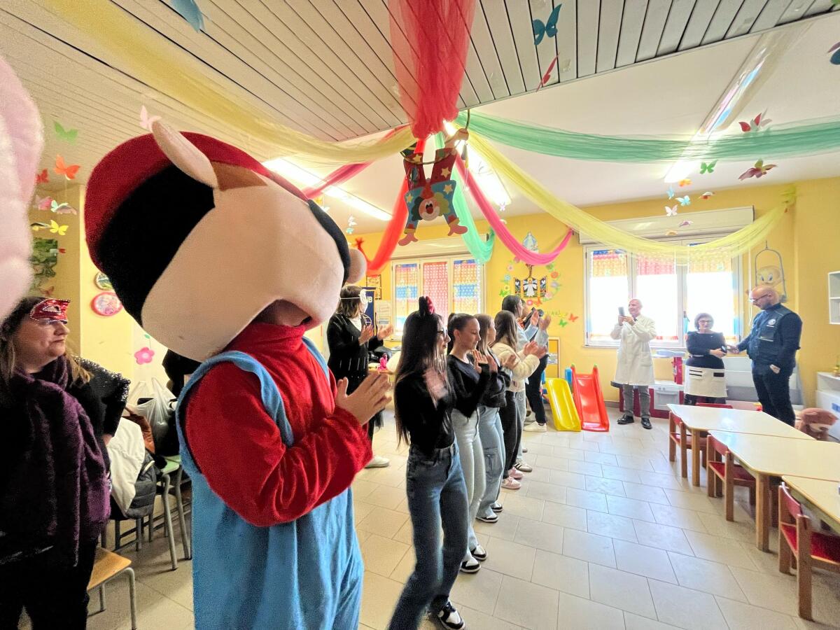 Il Kiwanis e l&#8217;Asp2 portano il Carnevale in corsia - 
