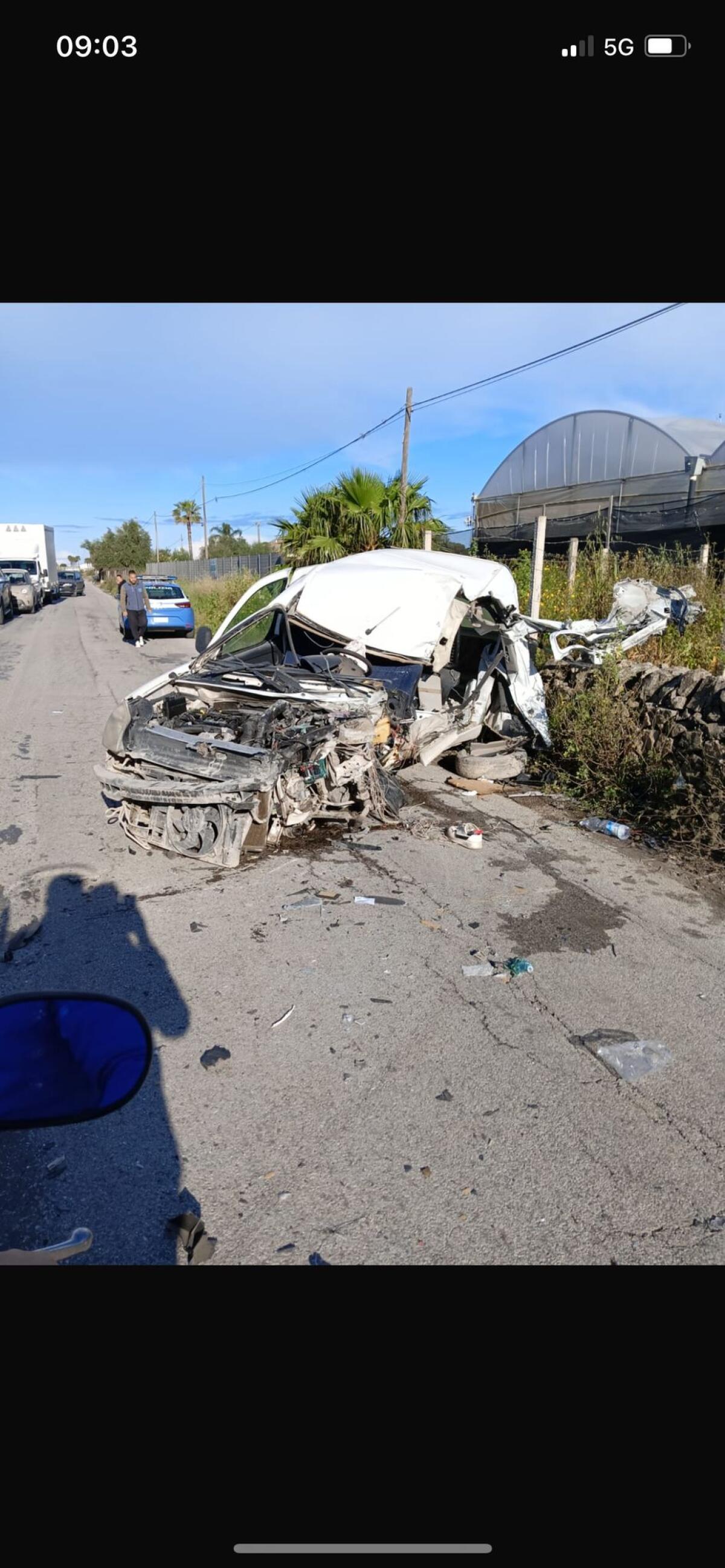 Scontro tra due mezzi, muore giovane ventiseienne - 