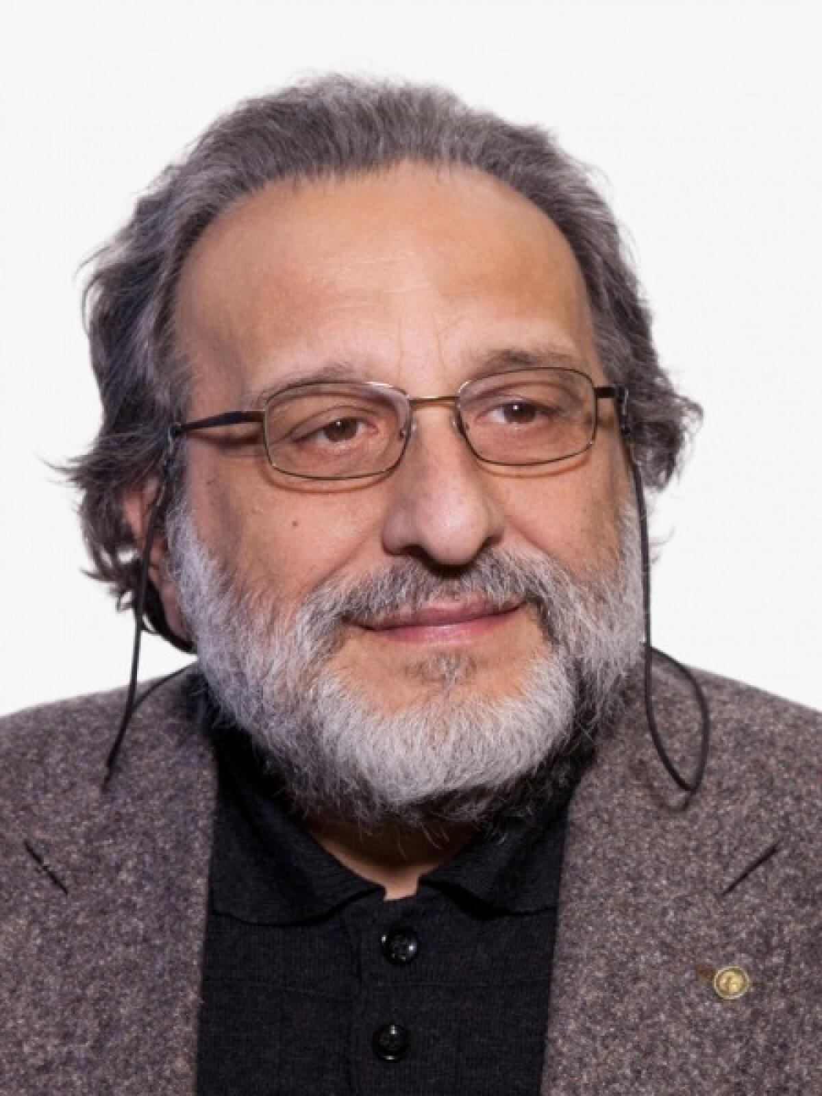 Ex allievi: “L’interesse economico non autorizza a stringere ‘patti col Diavolo’…” -