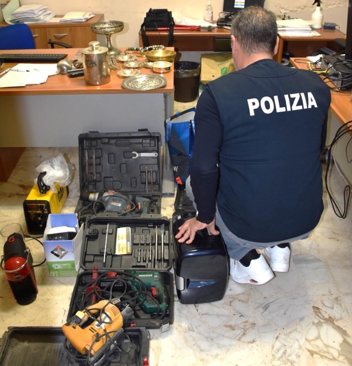 Ricettazione: due denunciati a Niscemi - 