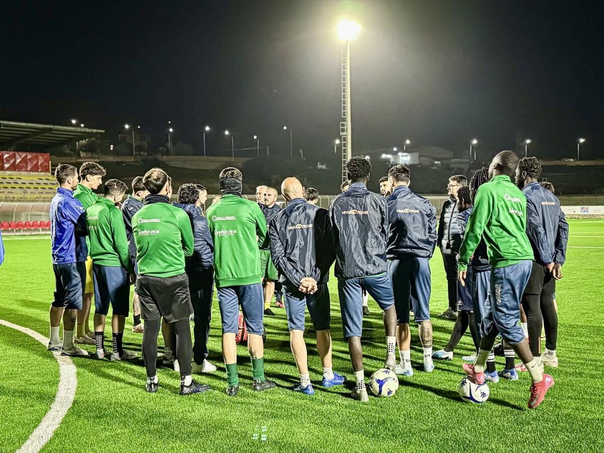 Niscemi Fc, domenica l’appuntamento con la storia. Comandatore: “Non possiamo sbagliare” -