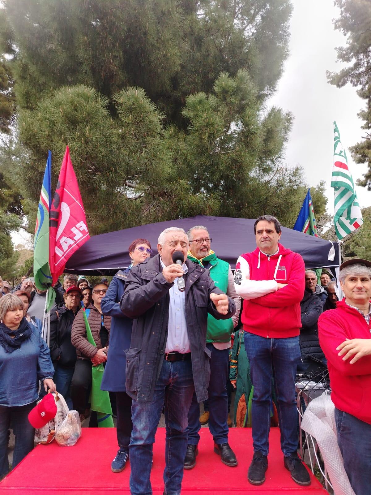 Forestali in piazza oggi contro la riforma che non c&#8217;è - 
