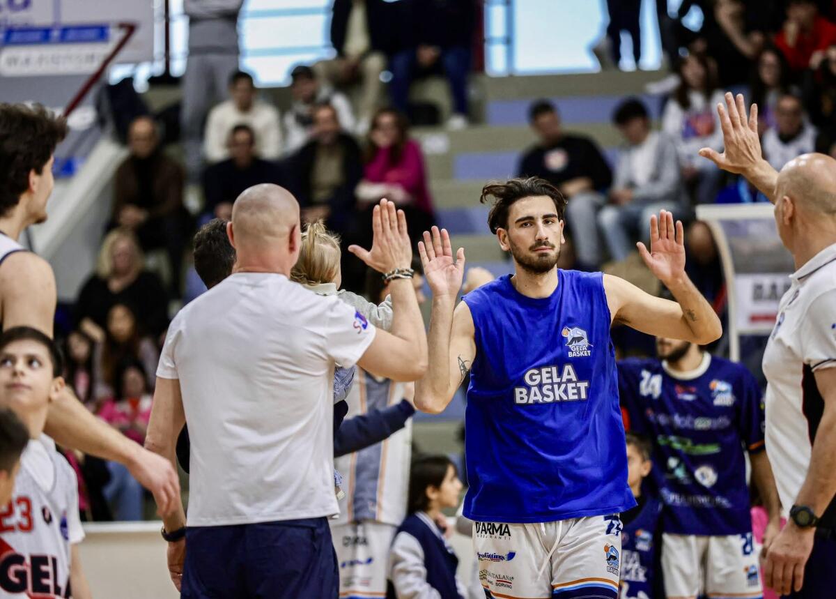 Gela basket, sconfitta ininfluente contro il Cus Catania: ai playoff sarà sfida contro il Giarre -