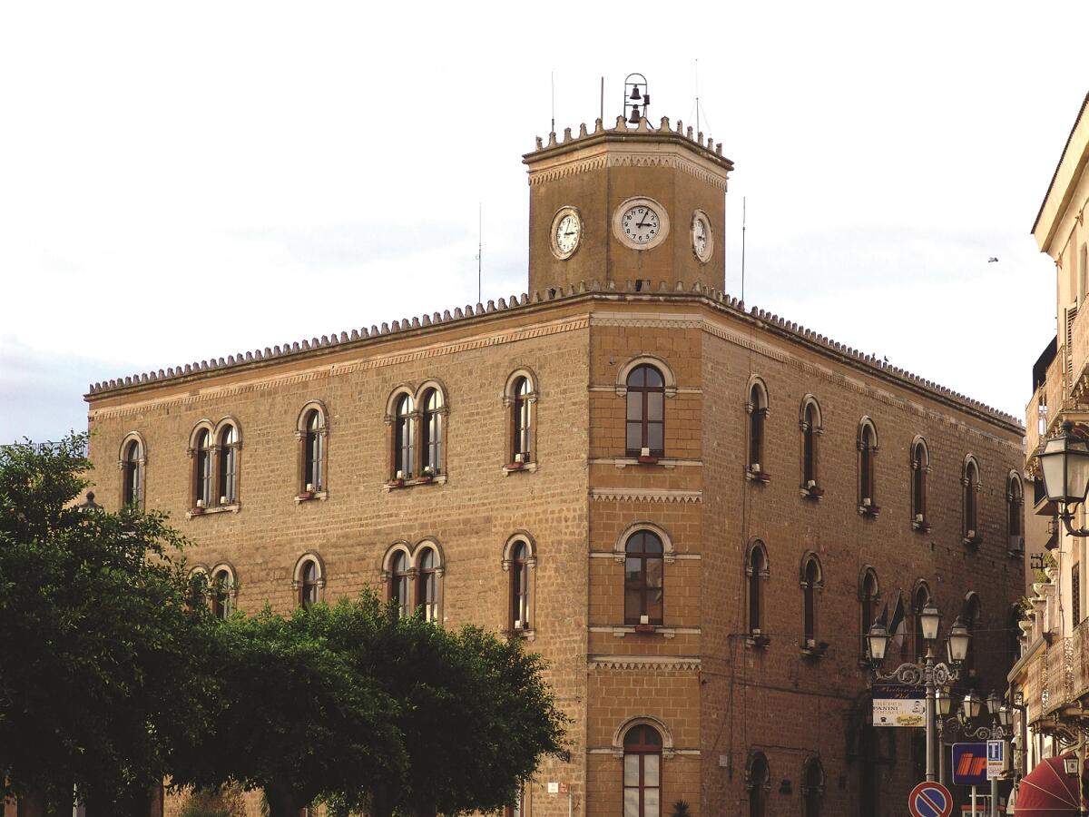 Il sindaco Zuccalà contro i consiglieri di opposizione:"Butera ha perso per colpa loro 14 mila euro di premialità" - .